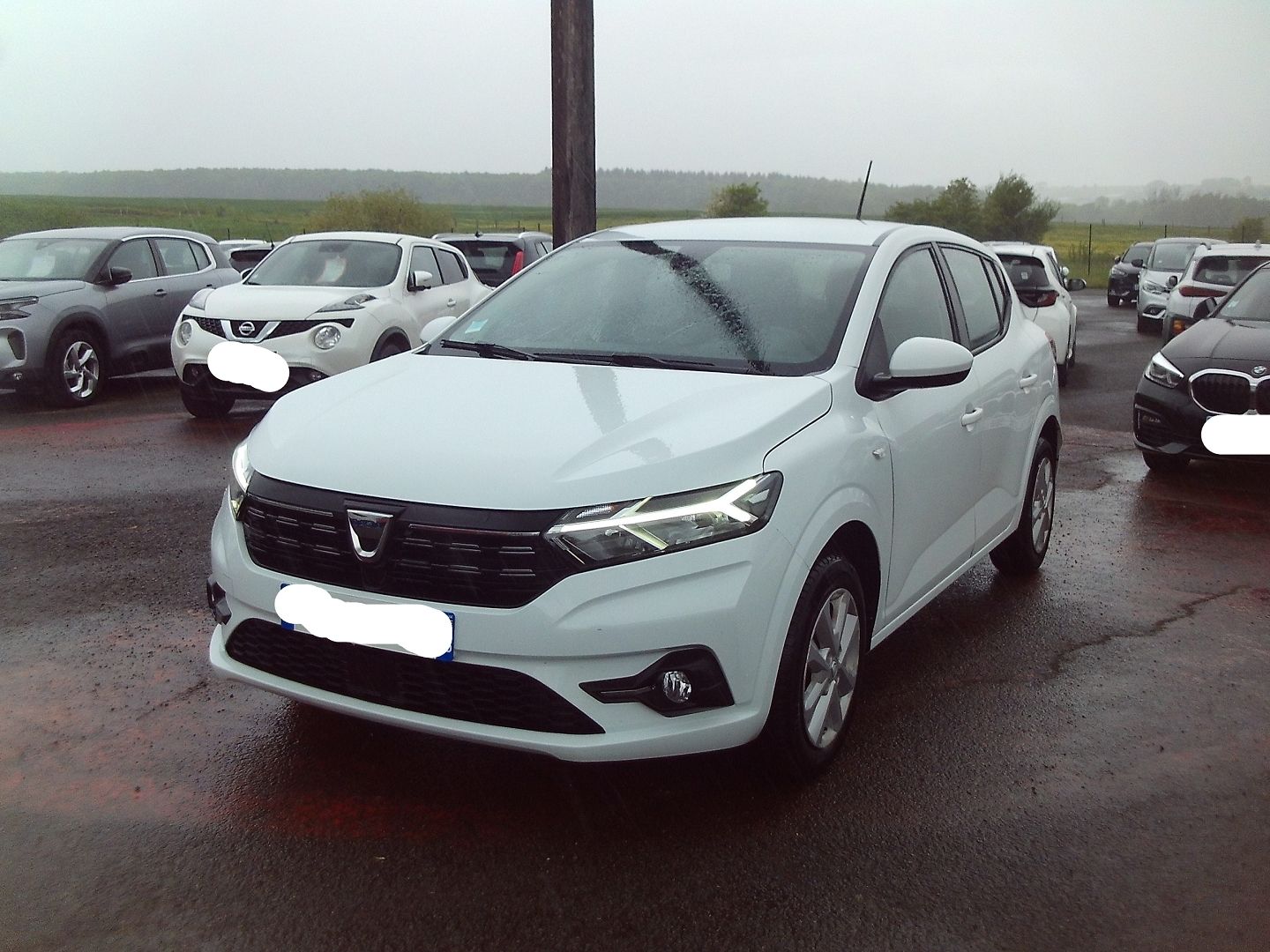 dacia sandero 1.0 tce 90ch confort 5 portes dacia sandero 1.0 tce 90ch confort 5 portes