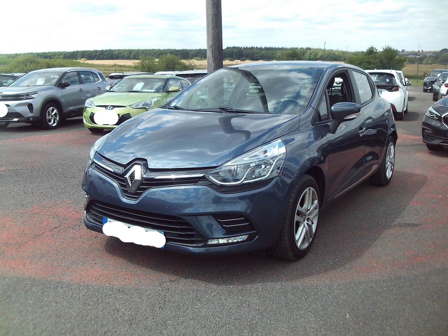 renault clio iv 0.9 tce 90ch zen 5 portes renault clio iv 0.9 tce 90ch zen 5 portes