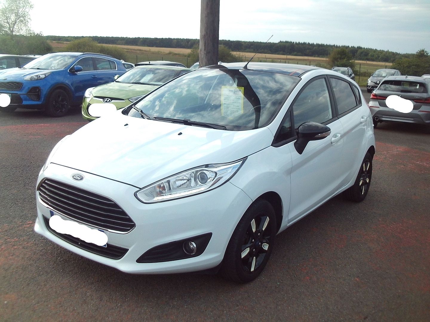 ford fiesta 1.5 tdci 75 ch titaniuym 5 portes ford fiesta 1.5 tdci 75 ch titaniuym 5 portes
