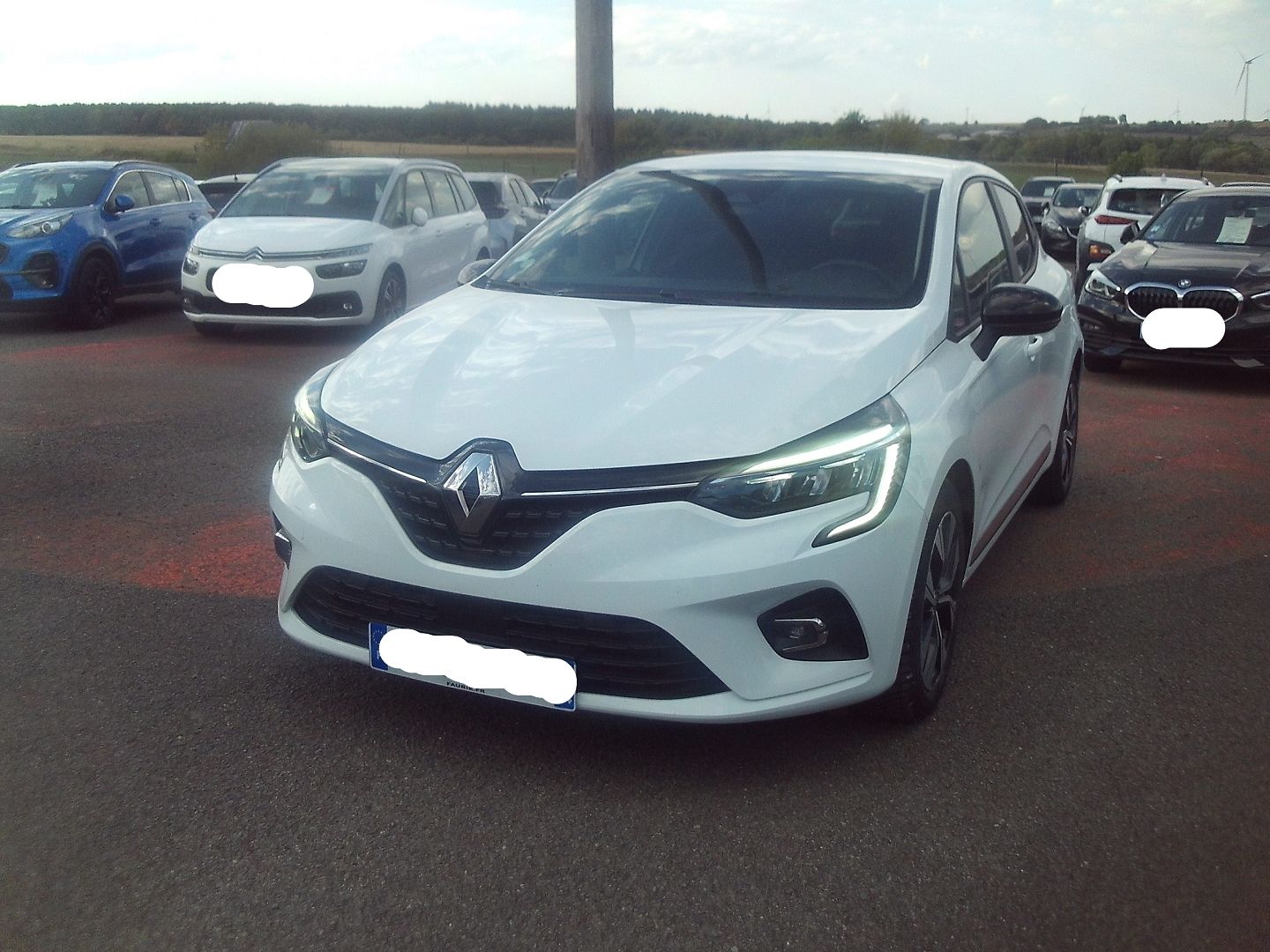 renault clio v 1.0 tce 100ch essence/gpl evolution 5 portes bv6 renault clio v 1.0 tce 100ch essence/gpl evolution 5 portes bv6