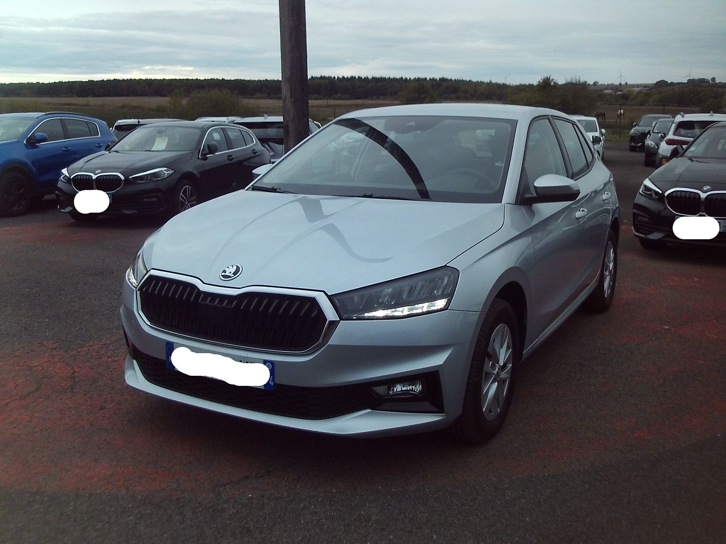 skoda fabia 1.0 mpi 80ch ambition 5 portes skoda fabia 1.0 mpi 80ch ambition 5 portes